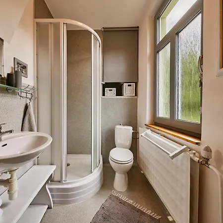 Family Retreat In Bohemia With Sauna Villa